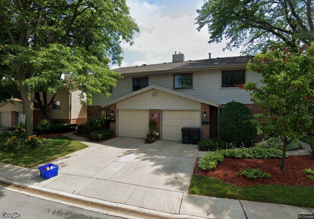 18539 Meadow Ln, Hazel Crest, IL 60429 - photo 1