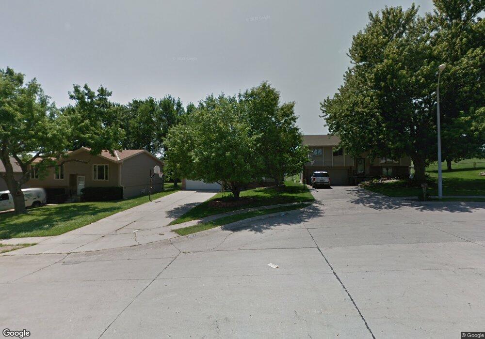 13023 Browne Cir, Omaha, NE 68164 - photo 1
