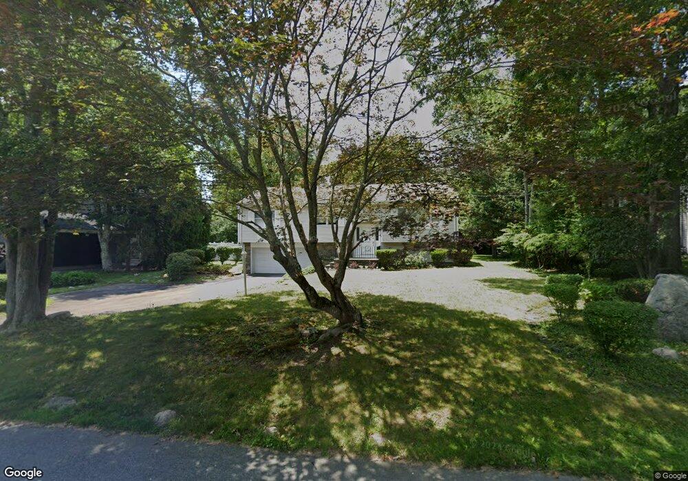 6 John Winthrop St, North Dartmouth, MA 02747 - photo 1