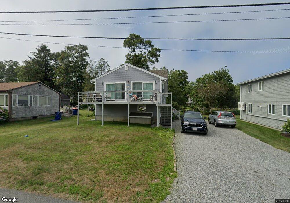 17 Grandview Ave, Mattapoisett, MA 02739 - photo 1