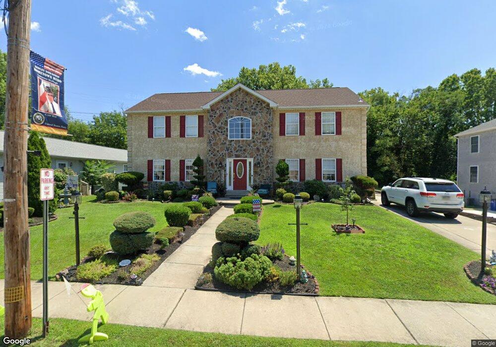 1304 Adams St, Crum Lynne, PA 19022 - photo 1