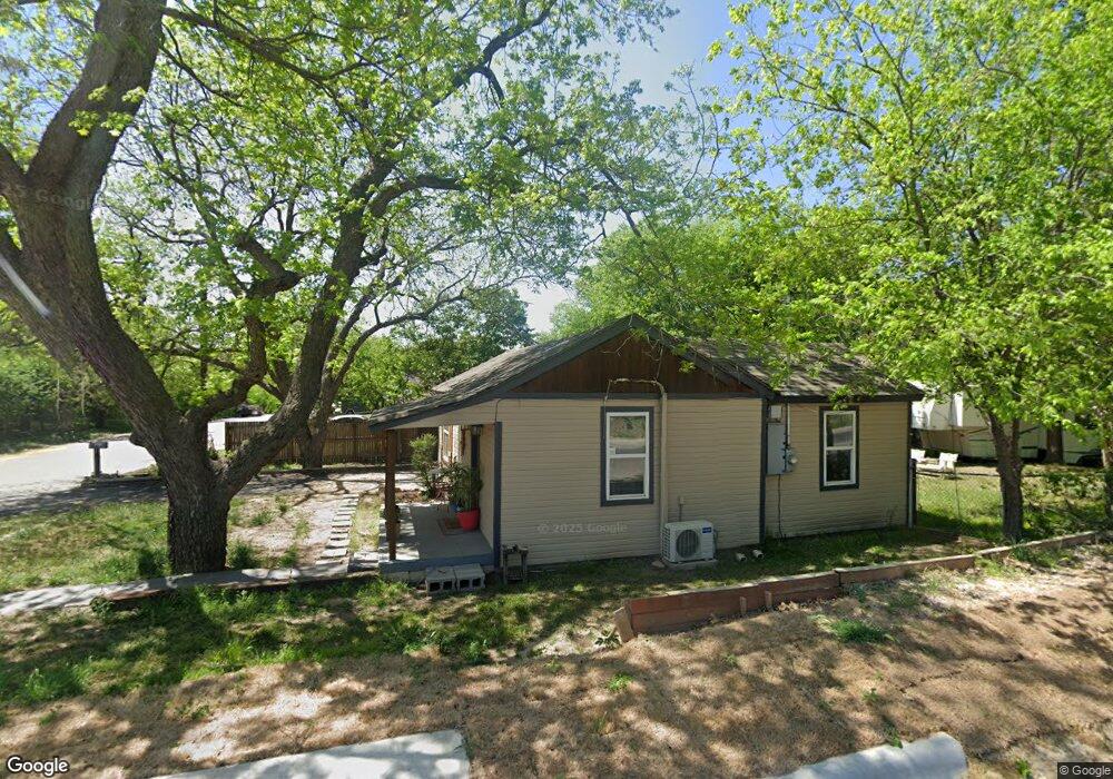 321 Throckmorton St, Weatherford, TX 76086 - photo 1