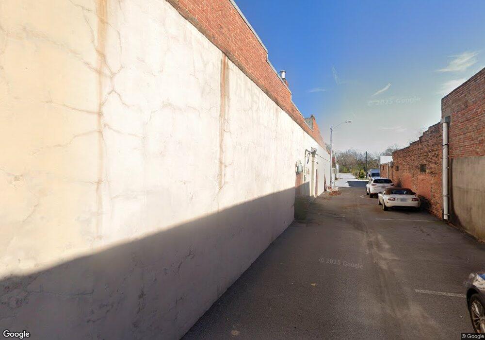 930 Broad St, Camden, SC 29020 - photo 1