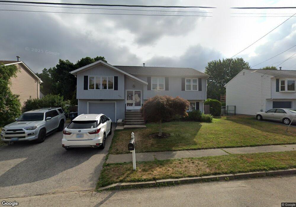 207 Wellspring Dr, Warwick, RI 02886 - photo 1