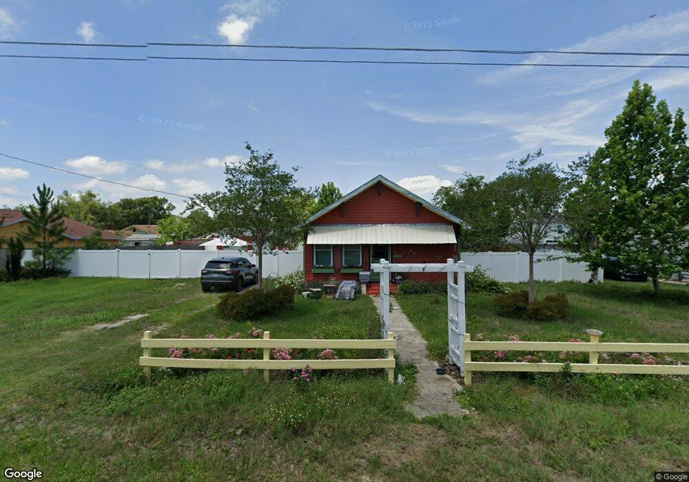 715 N Disston Ave, Tavares, FL 32778 - photo 1