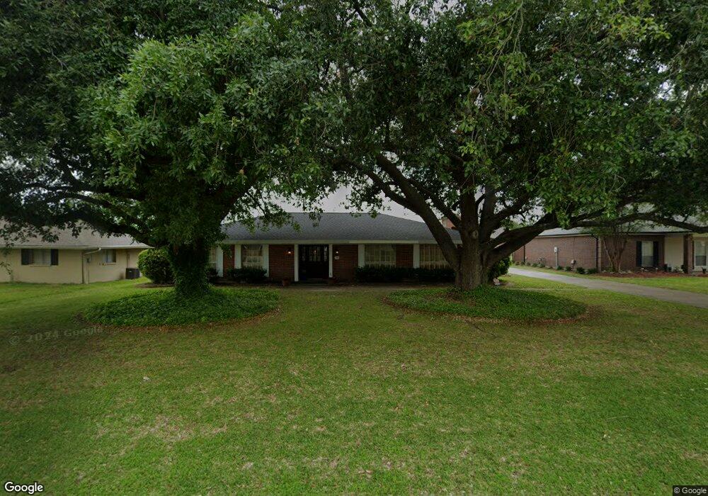 4545 Young Ln, Lake Charles, LA 70605 - photo 1