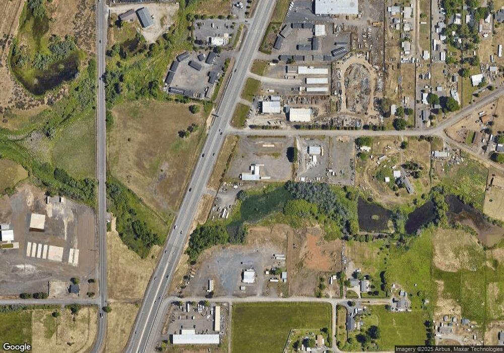 7070 Crater Lake Hwy, White City, OR 97503 - photo 1