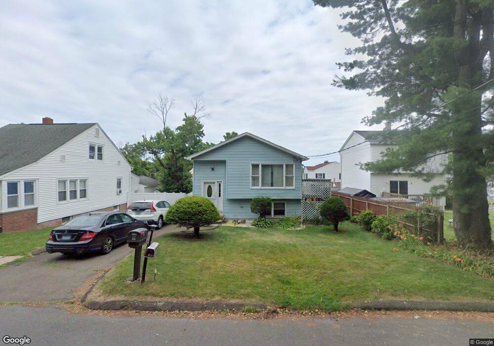 9 Edgecomb St, Hamden, CT 06517 - photo 1