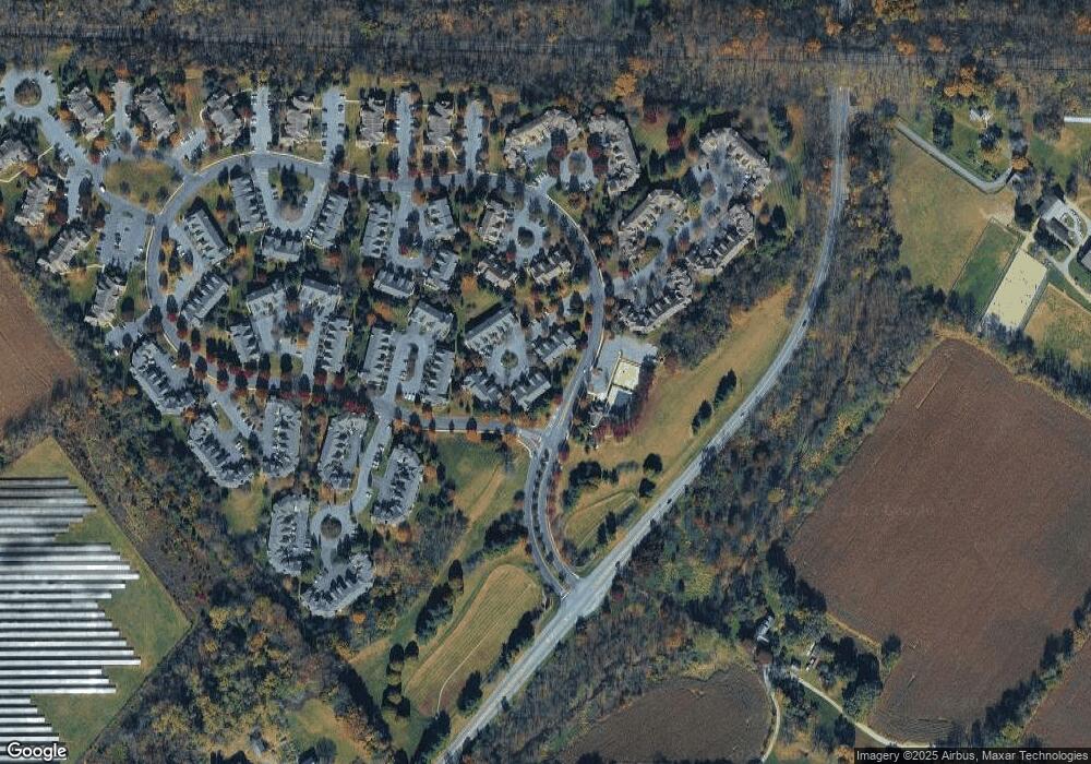 127 Marlboro Cir unit 127, Stewartsville, NJ 08886 - photo 1