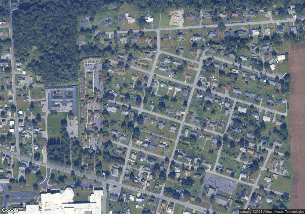 921 Pine St, Milton, PA 17847 - photo 1