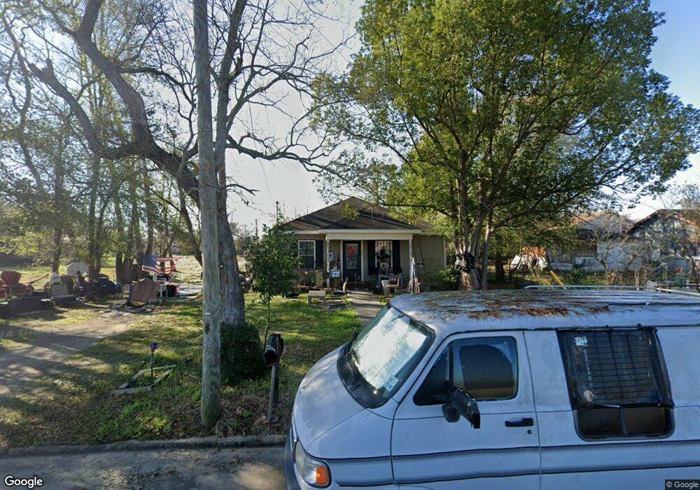 406 Fournet St, Lake Charles, LA 70601 - photo 1