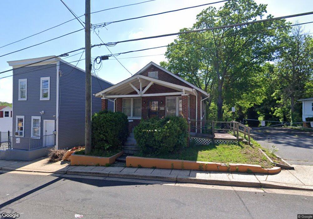 410 Larchmont Ave, Capitol Heights, MD 20743 - photo 1