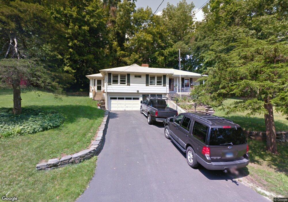 15 Old Orchard Rd, Bloomfield, CT 06002 - photo 1