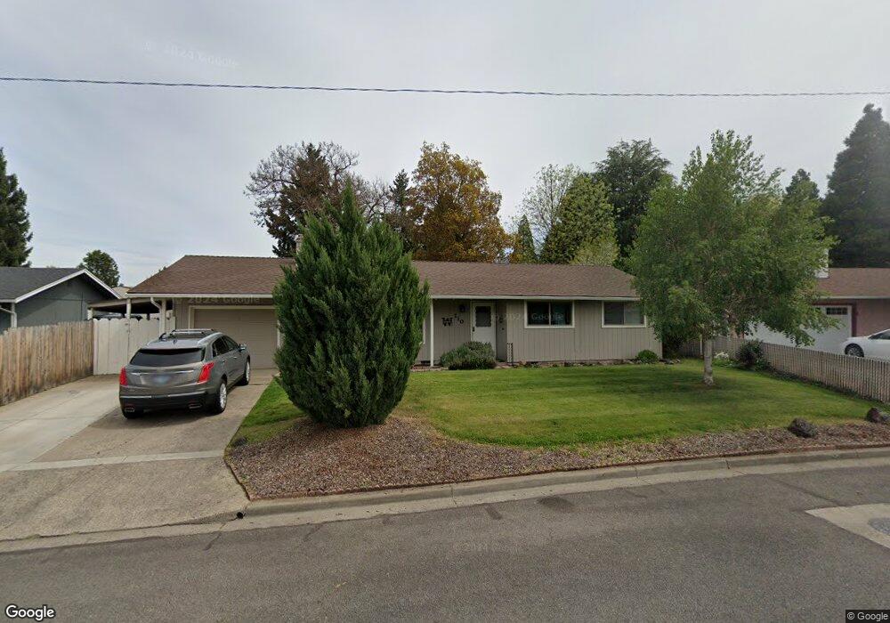 110 Saxbury Dr, Central Point, OR 97502 - photo 1