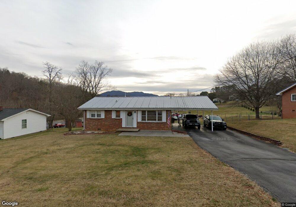 1504 Squibb Dr, Johnson City, TN 37601 - photo 1