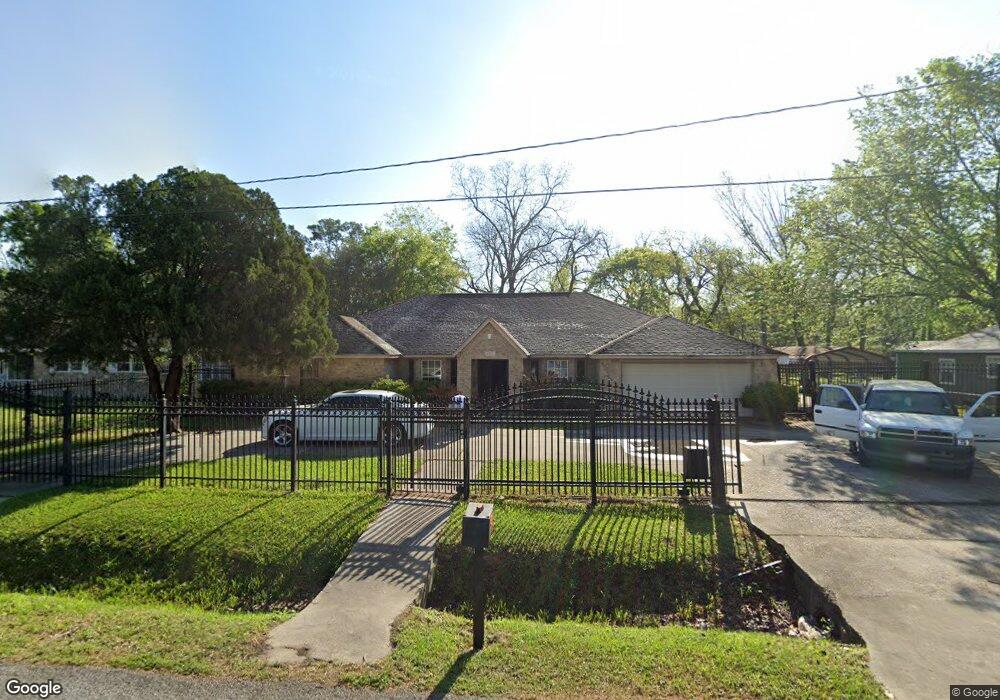 6910 Sandra St, Houston, TX 77028 - photo 1