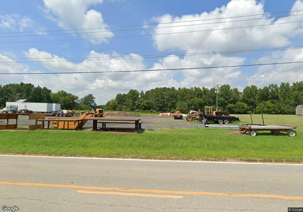 1350 W Danville St, South Hill, VA 23970 - photo 1