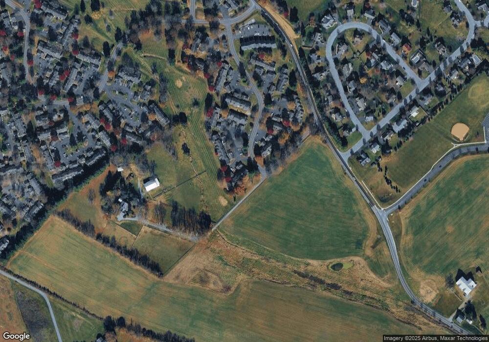 634 Barrington Ct, Palmyra, PA 17078 - photo 1