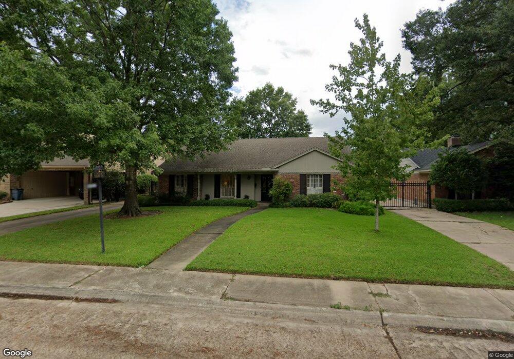 10046 Ella Lee Ln, Houston, TX 77042 - photo 1