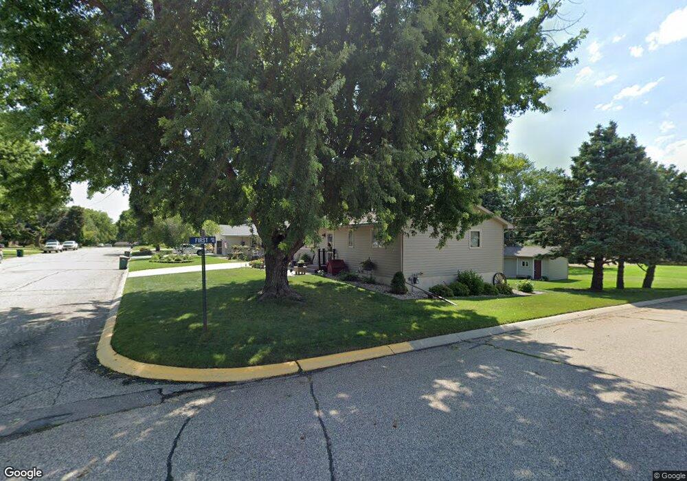 202 1st St NE, Clarks Grove, MN 56016 - photo 1