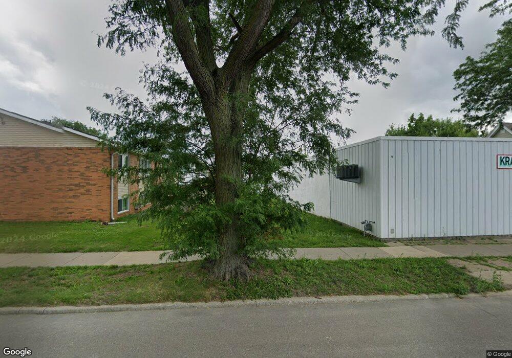 183 16th Ave SW, Cedar Rapids, IA 52404 - photo 1