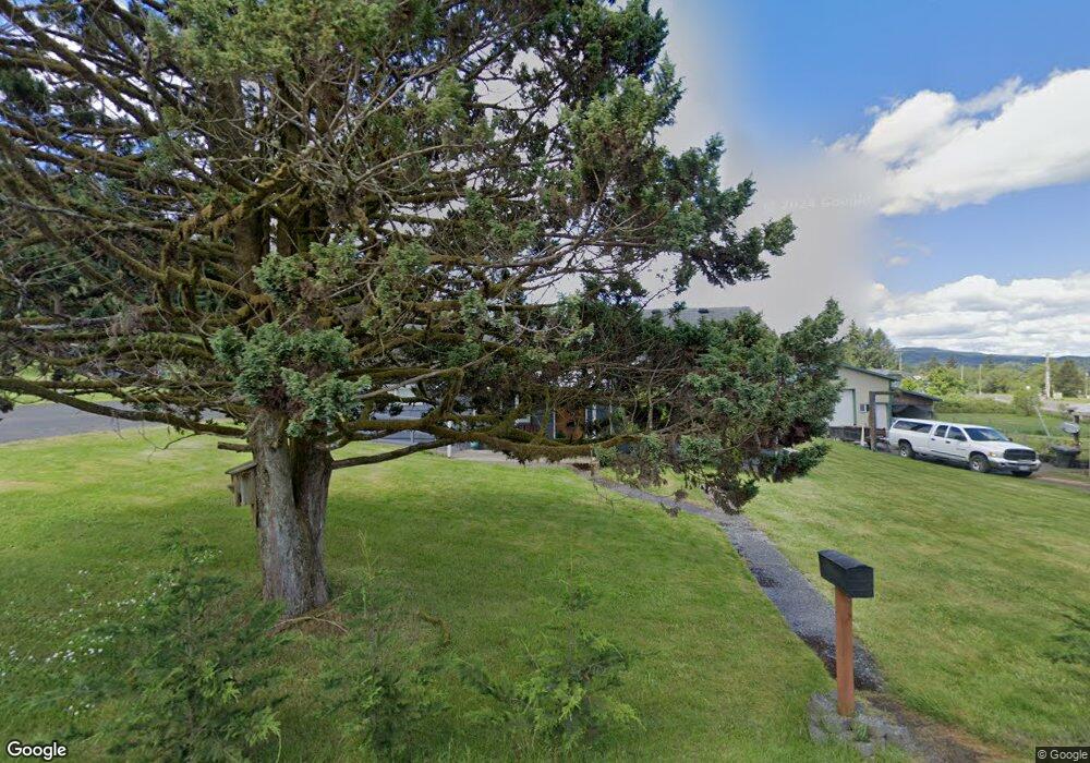 1014 Crossing St, Raymond, WA 98577 - photo 1