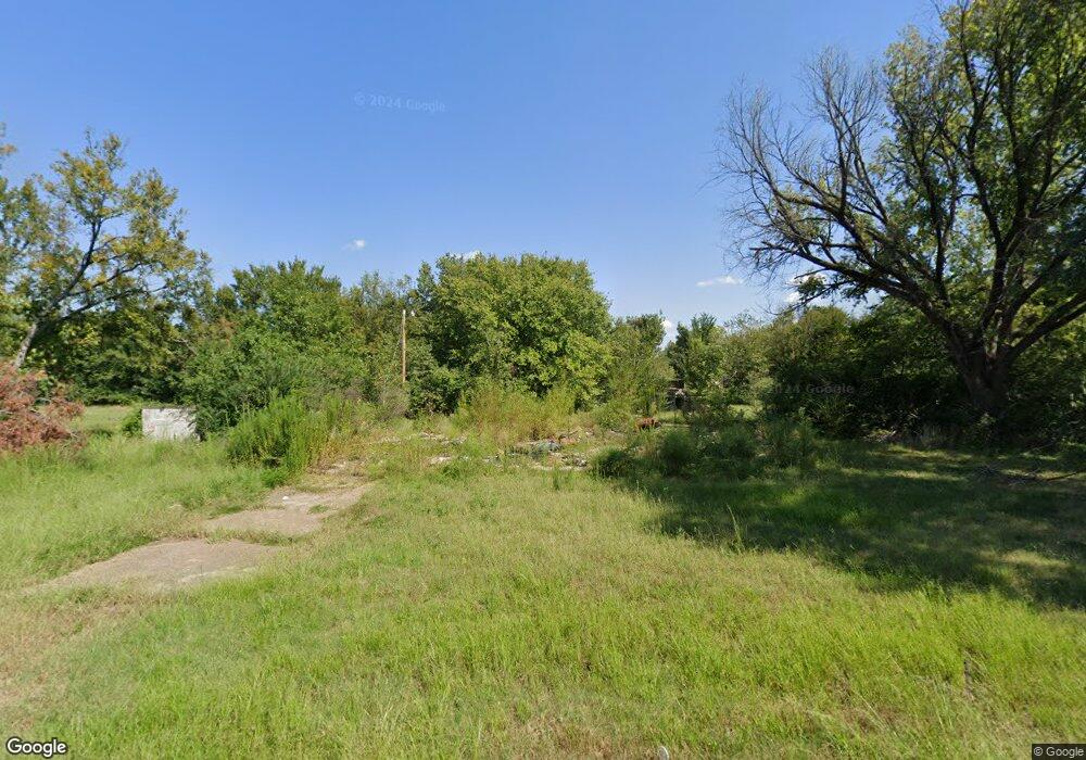 205 Gore St, Muldrow, OK 74948 - photo 1