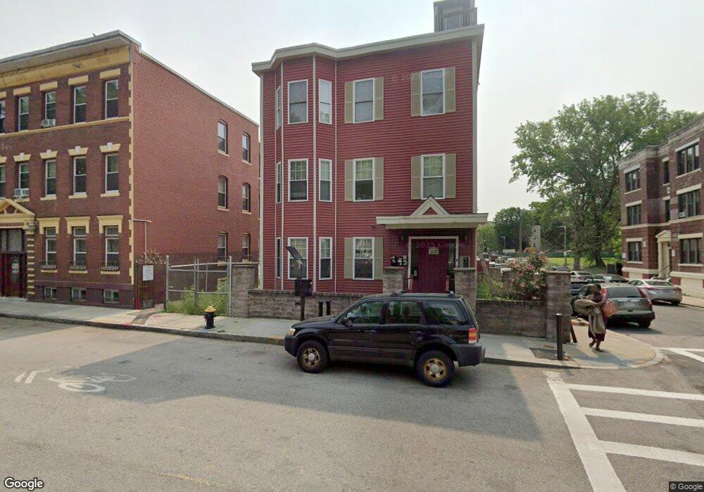 286 Walnut Ave, Roxbury, MA 02119 - photo 1