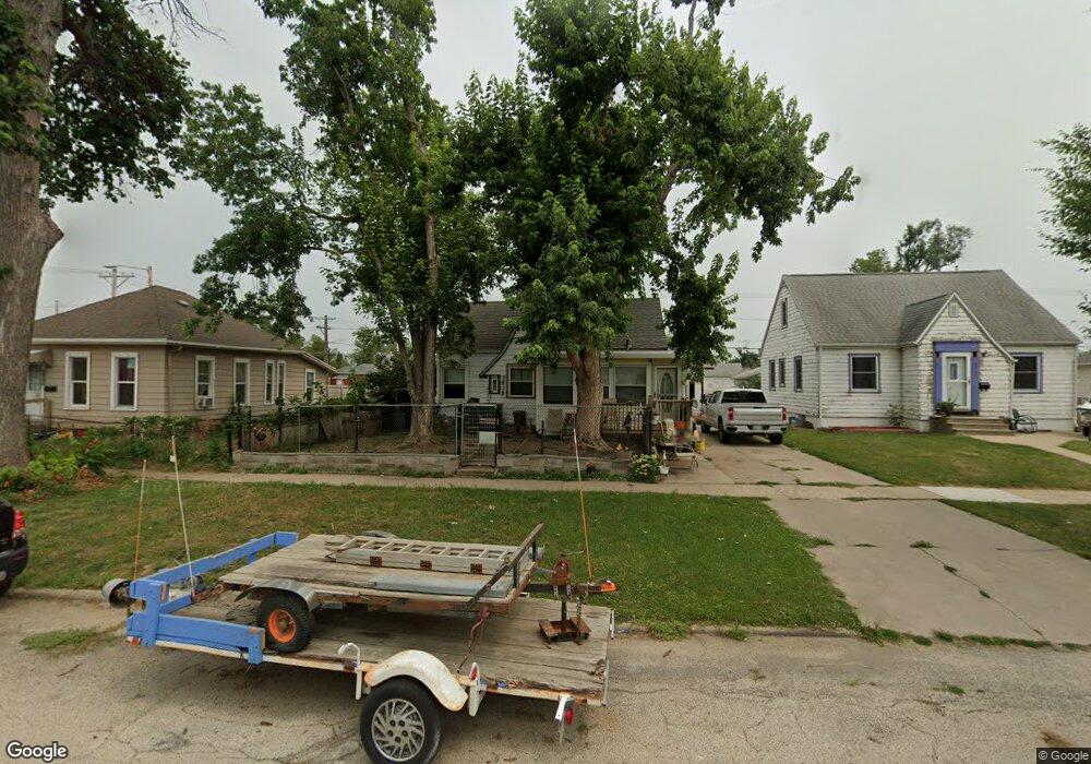 1507 3rd St SW, Cedar Rapids, IA 52404 - photo 1