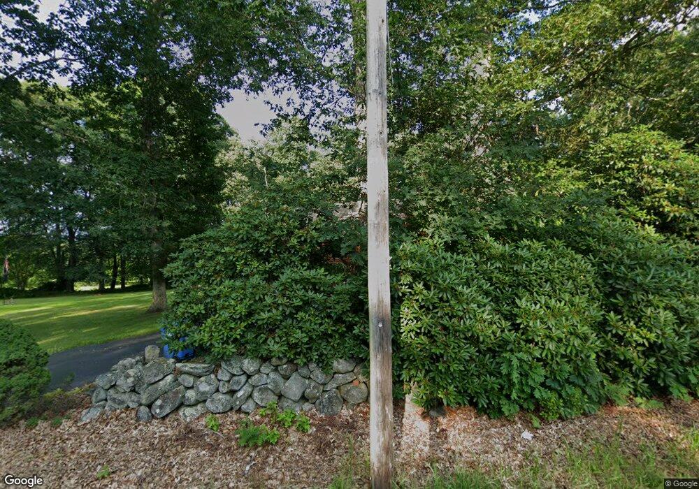 385 Mohegan Park Rd, Norwich, CT 06360 - photo 1