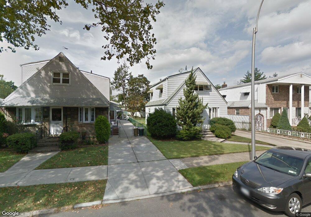 6440 138th St, Flushing, NY 11367 - photo 1