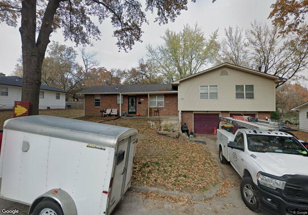 11606 W 56th St, Shawnee, KS 66203 - photo 1