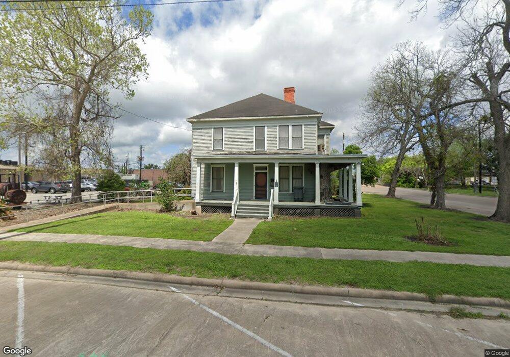 1921 5th St, Bay City, TX 77414 - photo 1