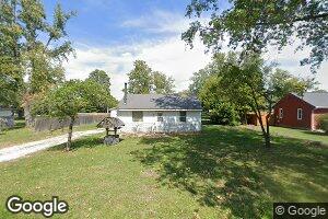 30 W Westway Dr, Decatur, IL 62522