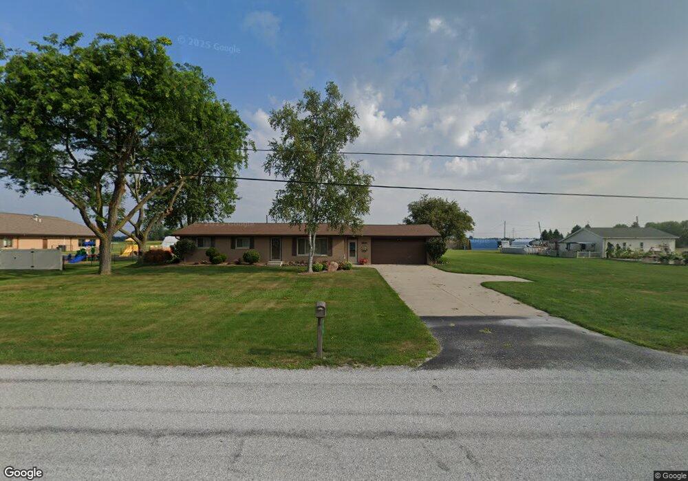 1051 E Beaver Rd, Kawkawlin, MI 48631 - photo 1
