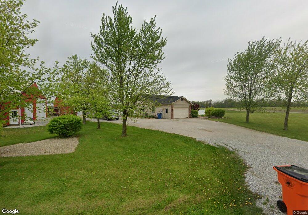 6926 N 500 E, Windfall, IN 46076 - photo 1