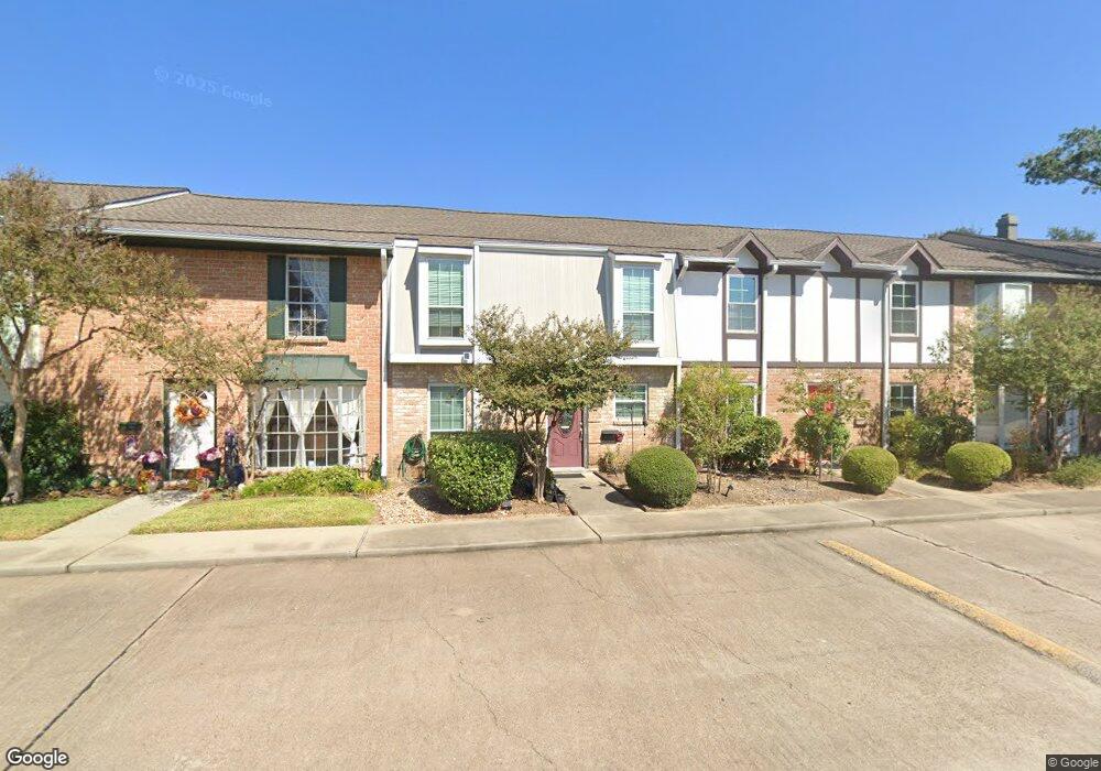 14283 Lost Meadow Ln, Houston, TX 77079 - photo 1