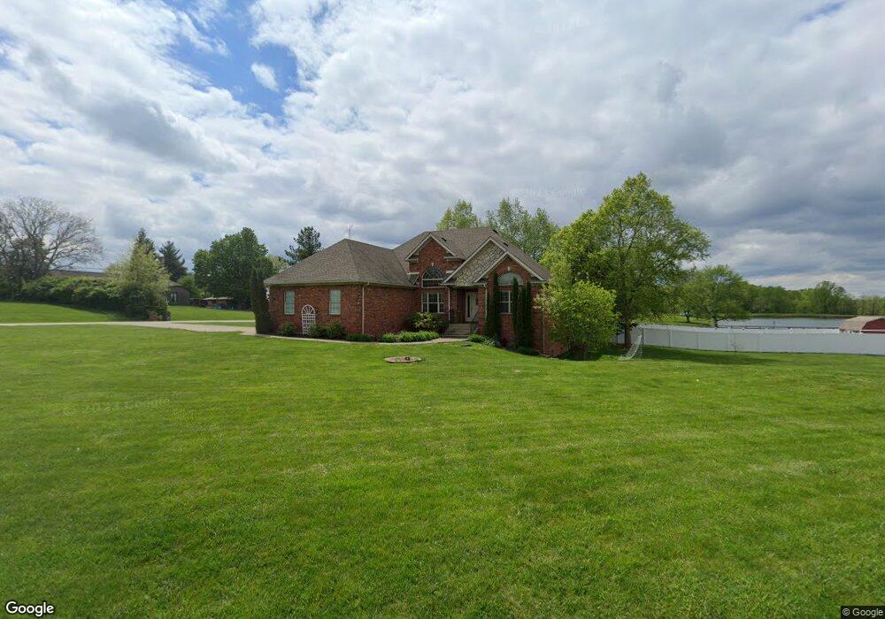 115 Lee Dr, Floyds Knobs, IN 47119 - photo 1