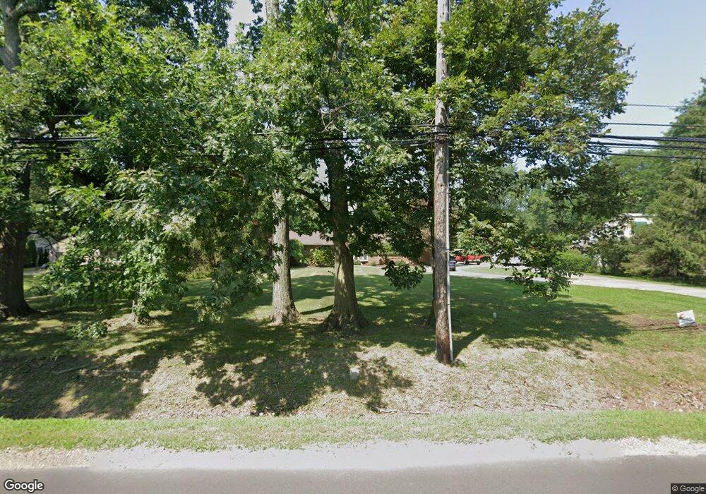 8084 Ferry Rd, Grosse Ile, MI 48138 - photo 1