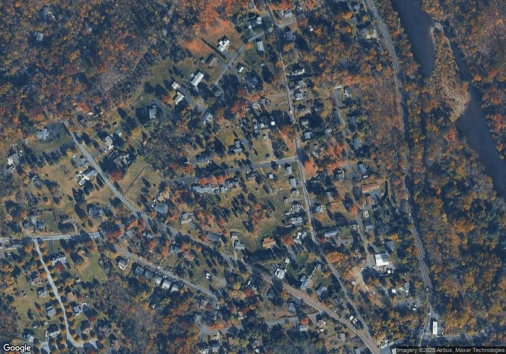 104 Hillcrest Ave, Schwenksville, PA 19473 - photo 1