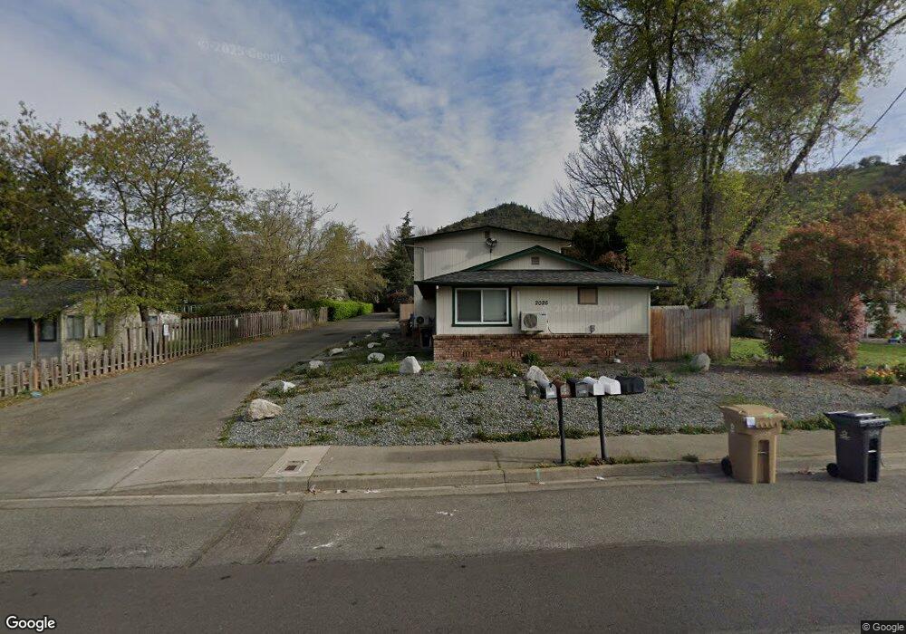 2024 NE Fairview Ave unit D, Grants Pass, OR 97526 - photo 1