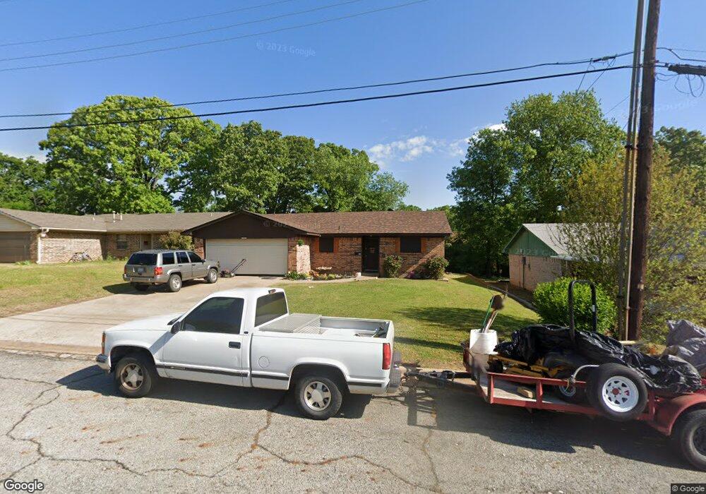 36 Circle Dr, Denison, TX 75021 - photo 1