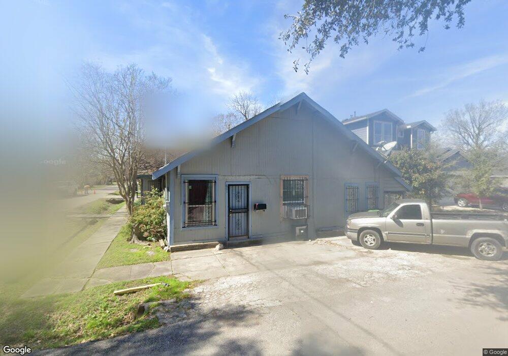 601 Vincent St, Houston, TX 77009 - photo 1