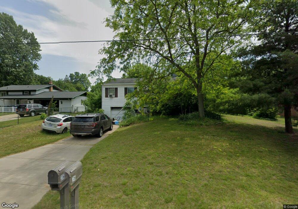 316 E Maple St, Wayland, MI 49348 - photo 1