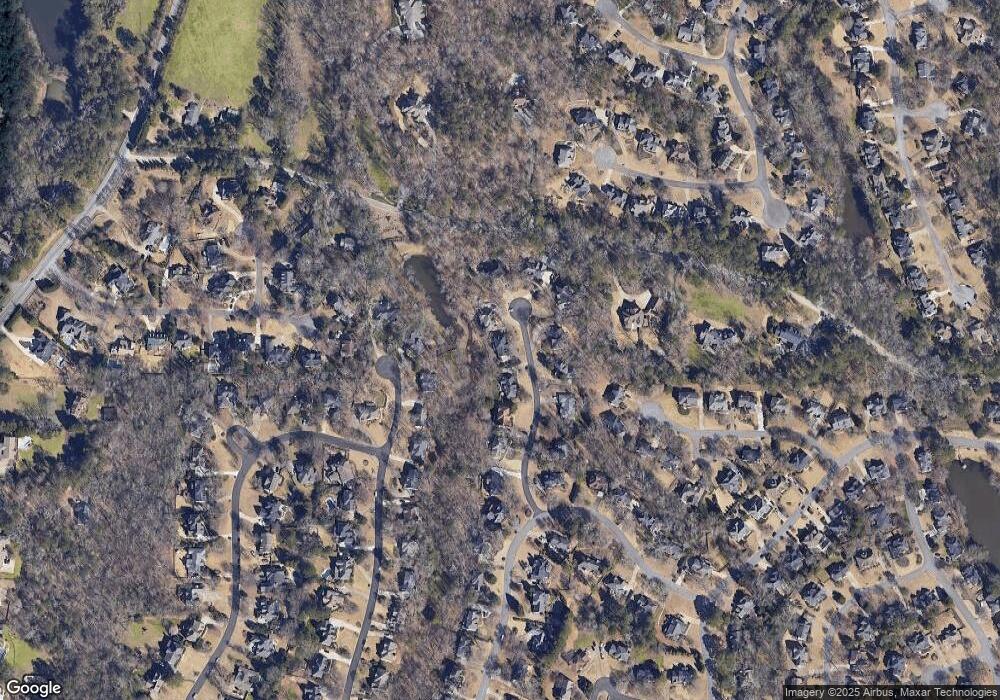 12160 Wexford Mill Ct, Roswell, GA 30075 - photo 1