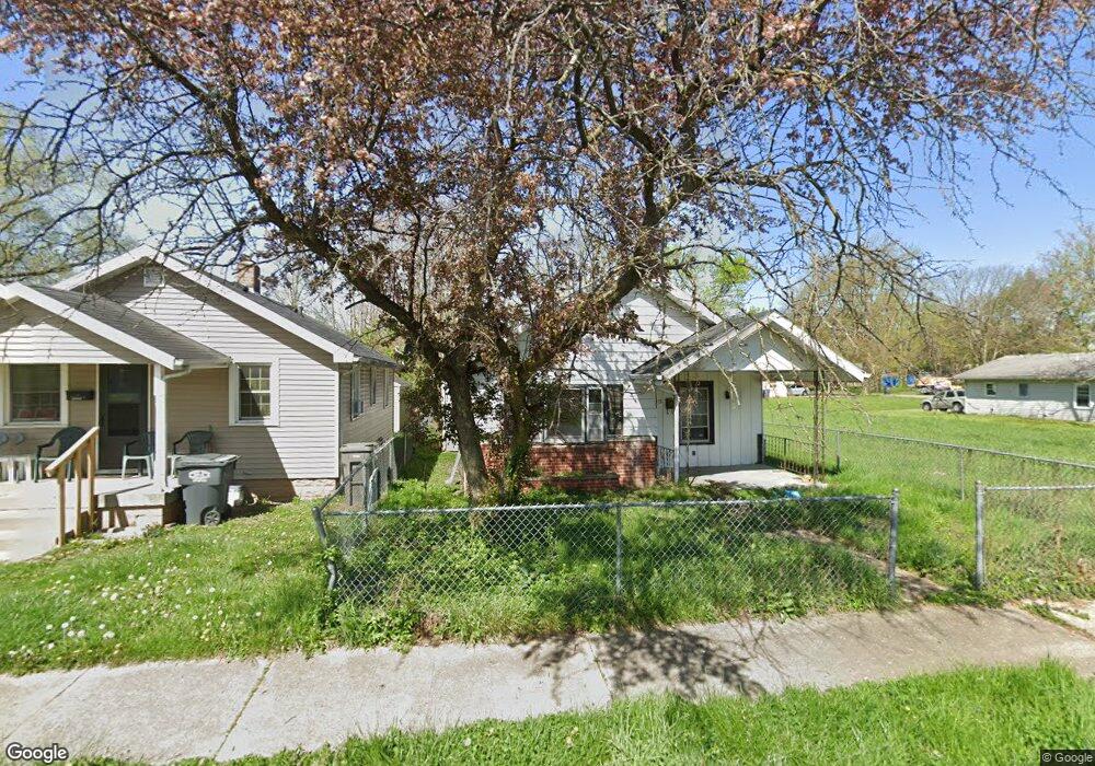 1315 Locust St, Anderson, IN 46016 - photo 1