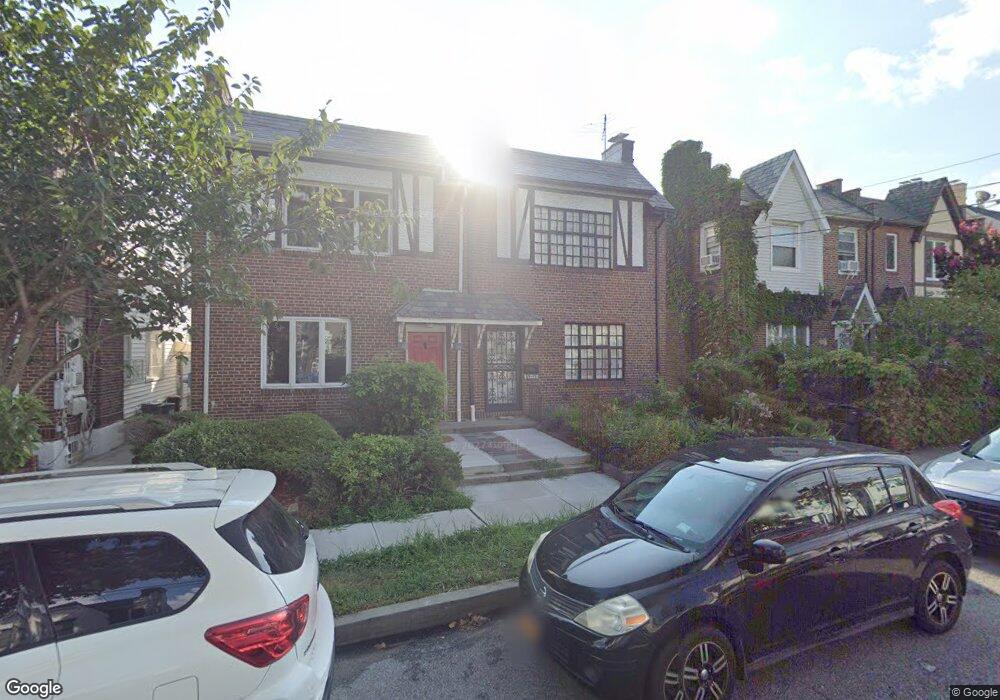 8279 166th St, Jamaica, NY 11432 - photo 1