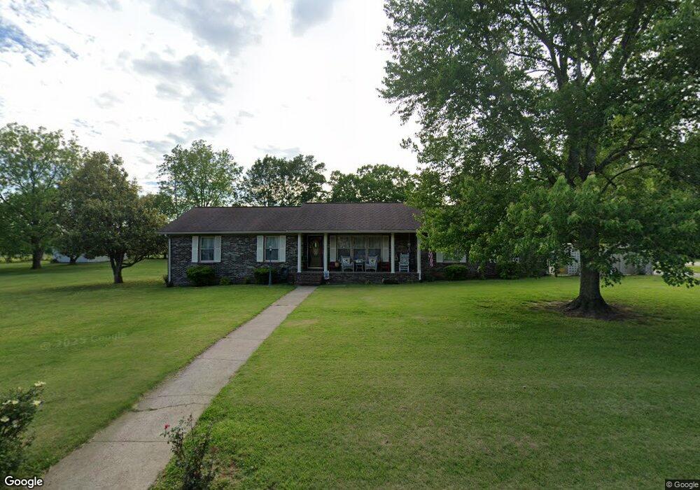 201 Idle Dr, Shelbyville, TN 37160 - photo 1