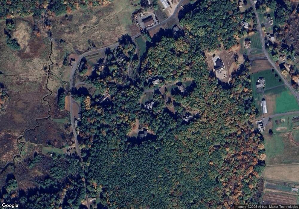 589 Coles Meadow Rd, Northampton, MA 01060 - photo 1