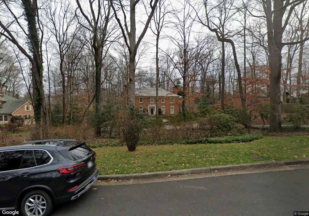 909 Lynton Place, McLean, VA 22102 - photo 1